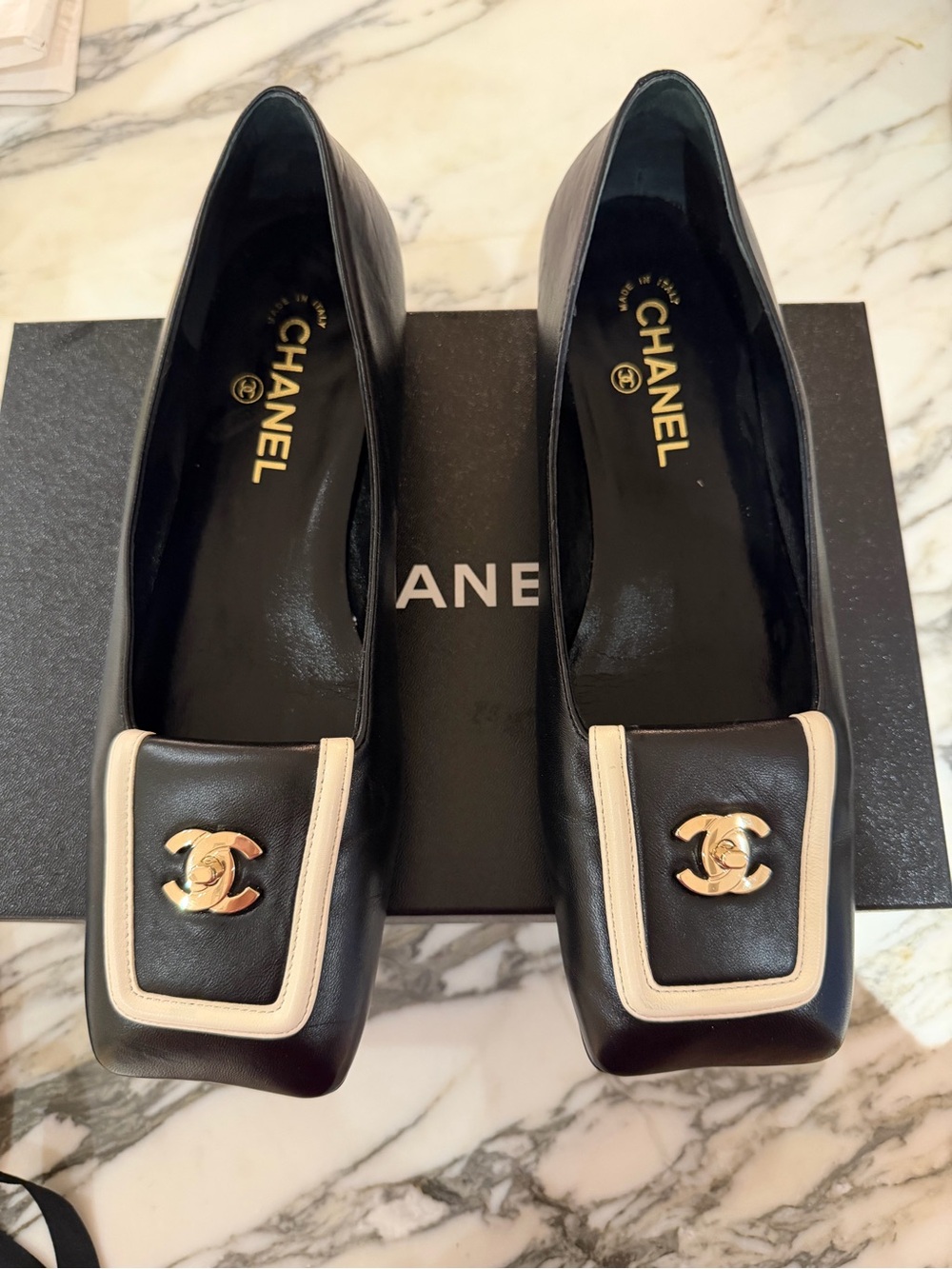 RARE New in box Chanel Black and White Ballet Flats